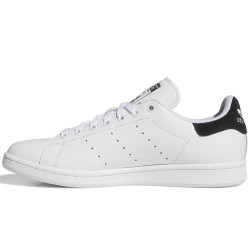 adidas ADV IE3094 – Moderner Sneaker-Style