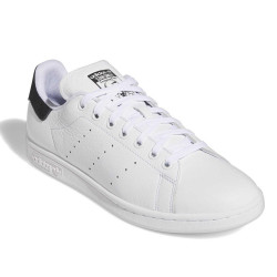 adidas ADV IE3094 – Moderner Sneaker-Style